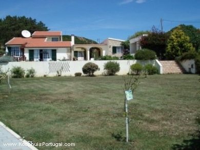 Large villa, with 2 separate apartments 